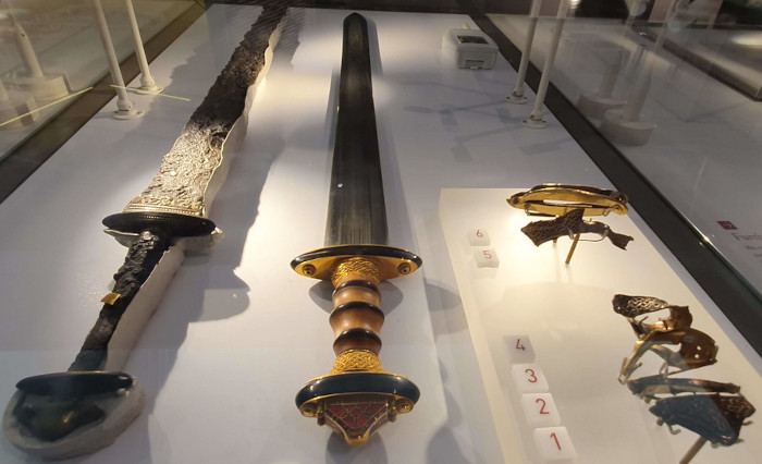 Swords and hilt decorations from the Staffordshire Hoard
