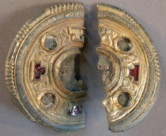Early Anglo-Saxon disc brooch