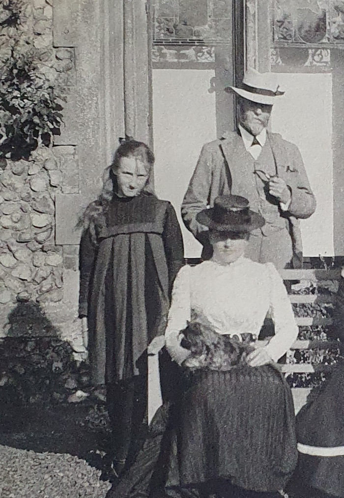 Dolly with her parents, the Earl and Countess of Orford (courtesy Laurel, Lady Walpole)