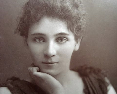 Elizabeth Robins